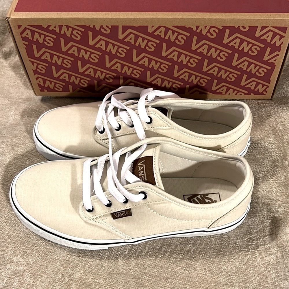 Vans “Woven Turtledove” Shoes.      New In Box